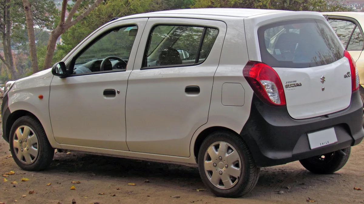 पुरानी पीढ़ी की Suzuki Alto (प्रतीकात्मक तस्वीर)