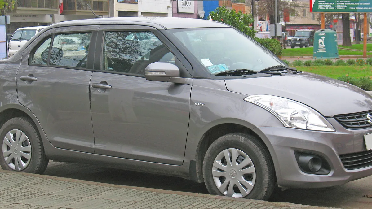 पुरानी पीढ़ी की Maruti Dzire (प्रतीकात्मक तस्वीर)